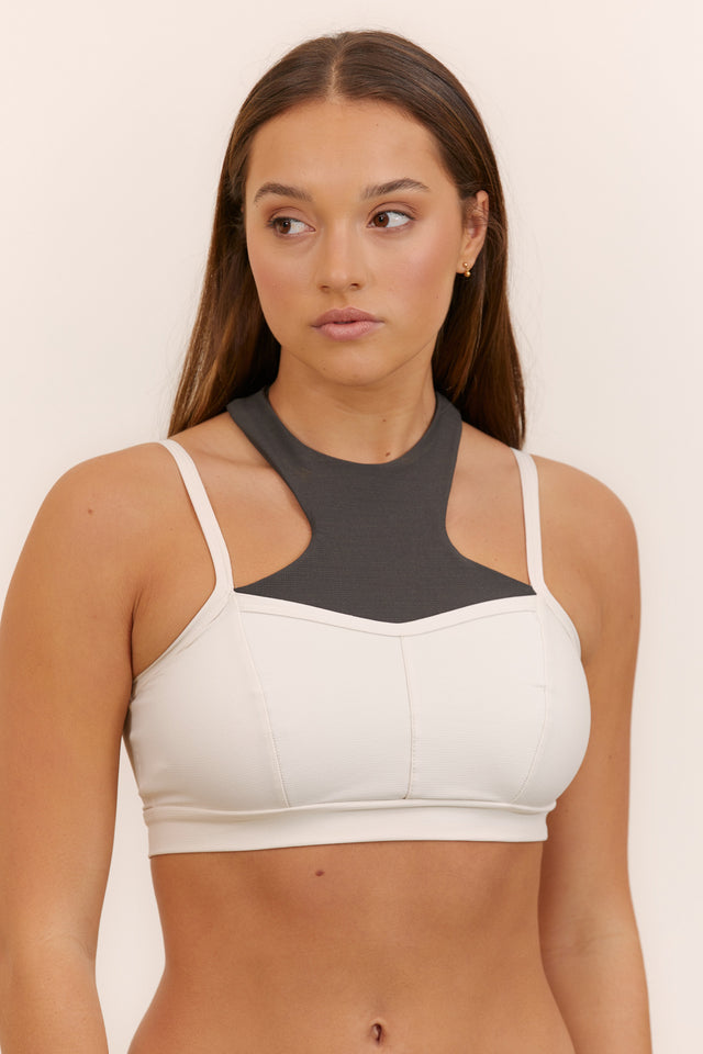 Bernadette Bra