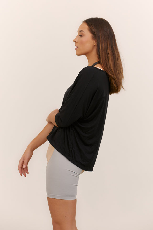 Finesse Sleeve Tee