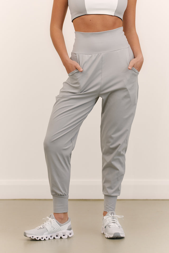 TJ High-Waist Jogger